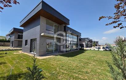 BAĞLICADA SÜPER LÜXS VİLLA