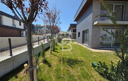 BAĞLICADA SÜPER LÜXS VİLLA