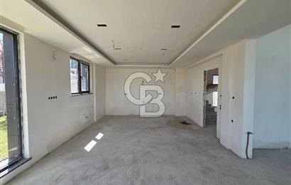 BAĞLICADA SÜPER LÜXS VİLLA
