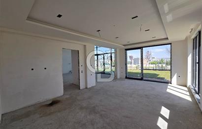 BAĞLICADA SÜPER LÜXS VİLLA