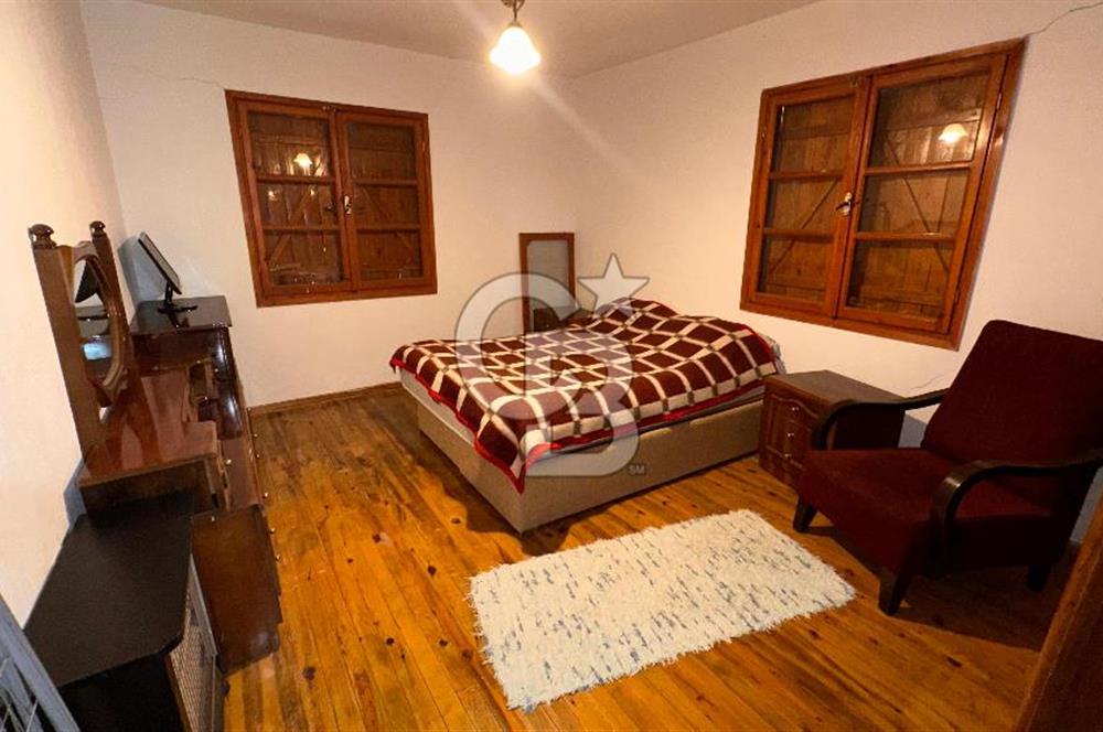 Eğlenhoca Mahallesi'nde 505 m² İçerisinde Tam Müstakil Villa