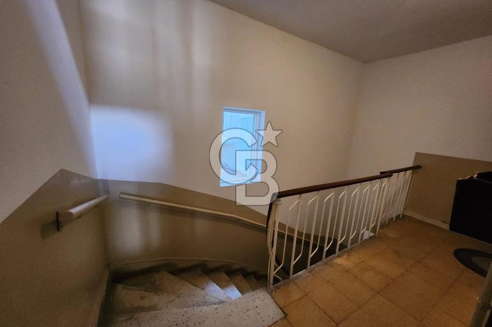 Bağdat Caddesine 2.Bina İçi Tamamen Yenilenmiş Büyük 2,5+1 Daire