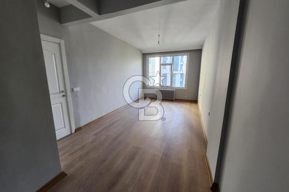Bağdat Caddesine 2.Bina İçi Tamamen Yenilenmiş Büyük 2,5+1 Daire