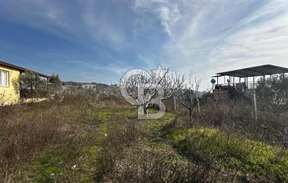 Bornova Yakaköy Mahallesinde Müstakil Satılık Arazi