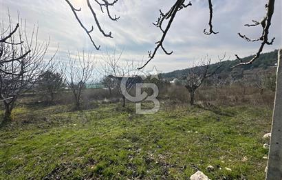 Bornova Yakaköy Mahallesinde Müstakil Satılık Arazi