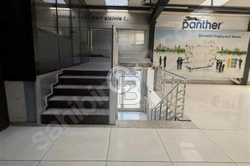 Metro Asansörünün Yanında Kiralık İmalathane veya Depo