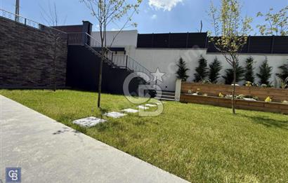 ARNAVUTKÖY BOLLUCA'DA ORMAN MANZARALI LÜKS TRİPLEX VİLLA!