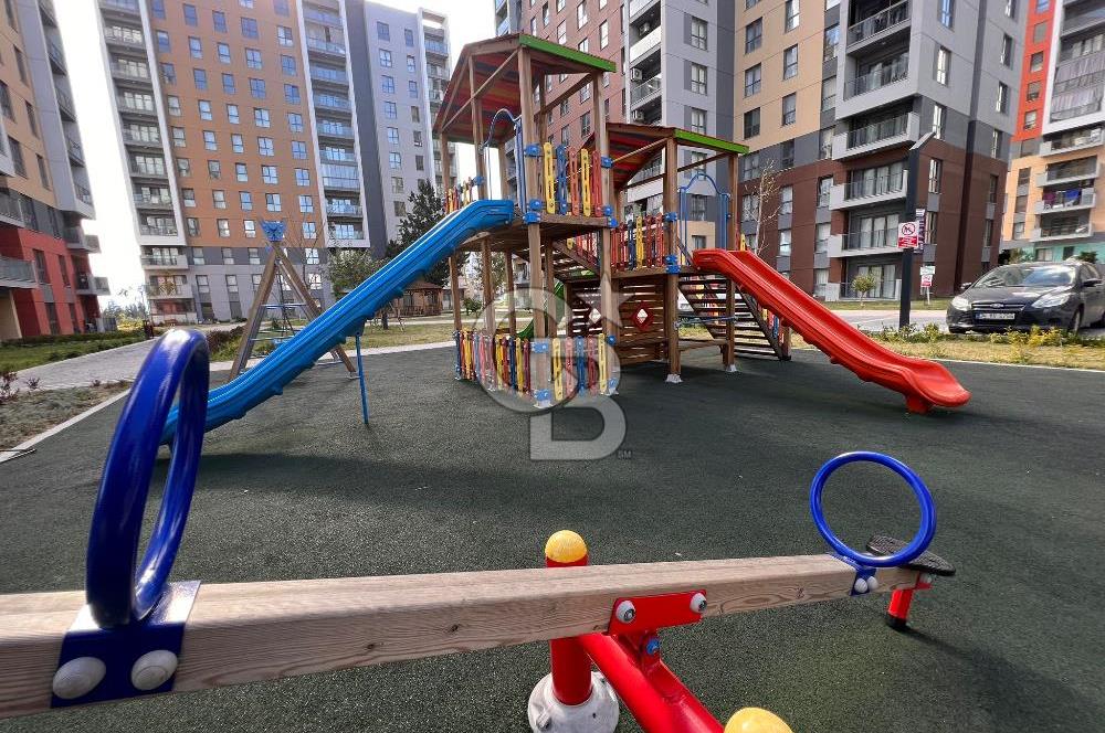 SUR YAPI'DA' SATILIK '''FIRSAT''' ARA KAT 3+1 DAİRE 161 m² GÜNEY