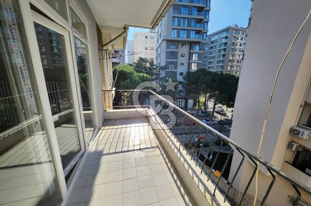 Bağdat Caddesine 2.Bina İçi Tamamen Yenilenmiş Büyük 2,5+1 Daire