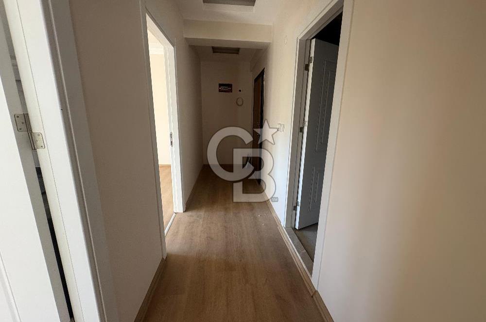 Foça Bağarası'nda Satılık 2+1 Bahçe Katı Daire