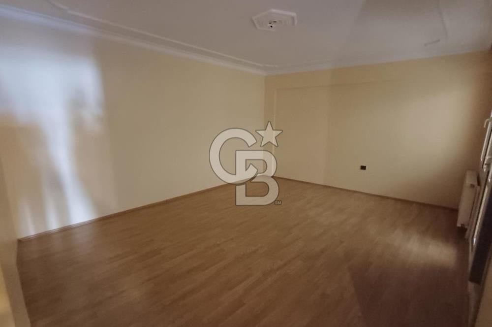 ATATÜRK MAHALLESİNDE; ARAKAT, BALKONLU GENİŞ 3+1 DAİRE (190 M²)