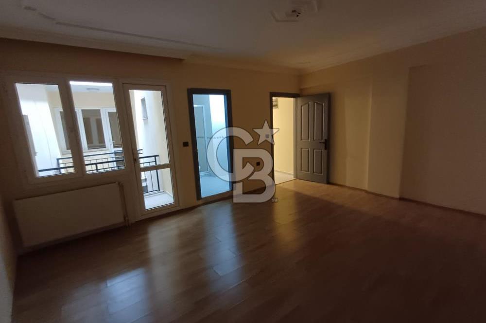 ATATÜRK MAHALLESİNDE; ARAKAT, BALKONLU GENİŞ 3+1 DAİRE (190 M²)