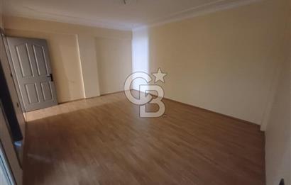 ATATÜRK MAHALLESİNDE; ARAKAT, BALKONLU GENİŞ 3+1 DAİRE (190 M²)