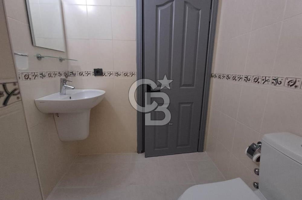 ATATÜRK MAHALLESİNDE; ARAKAT, BALKONLU GENİŞ 3+1 DAİRE (190 M²)