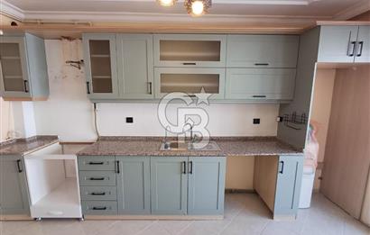 ATATÜRK MAHALLESİNDE; ARAKAT, BALKONLU GENİŞ 3+1 DAİRE (190 M²)