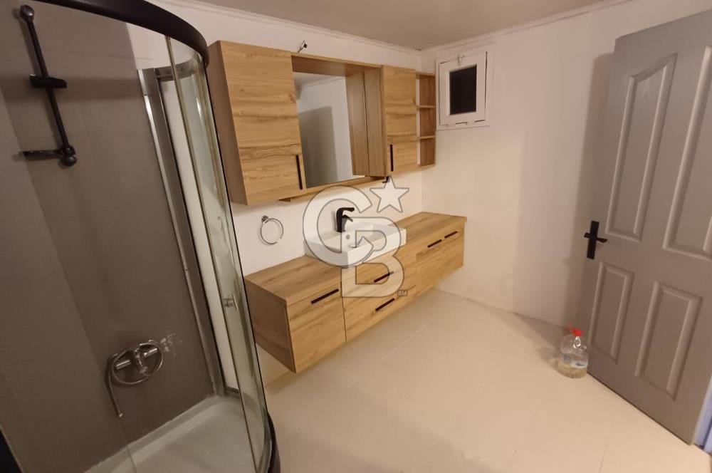ATATÜRK MAHALLESİNDE; ARAKAT, BALKONLU GENİŞ 3+1 DAİRE (190 M²)