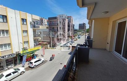 ATATÜRK MAHALLESİNDE; ARAKAT, BALKONLU GENİŞ 3+1 DAİRE (190 M²)
