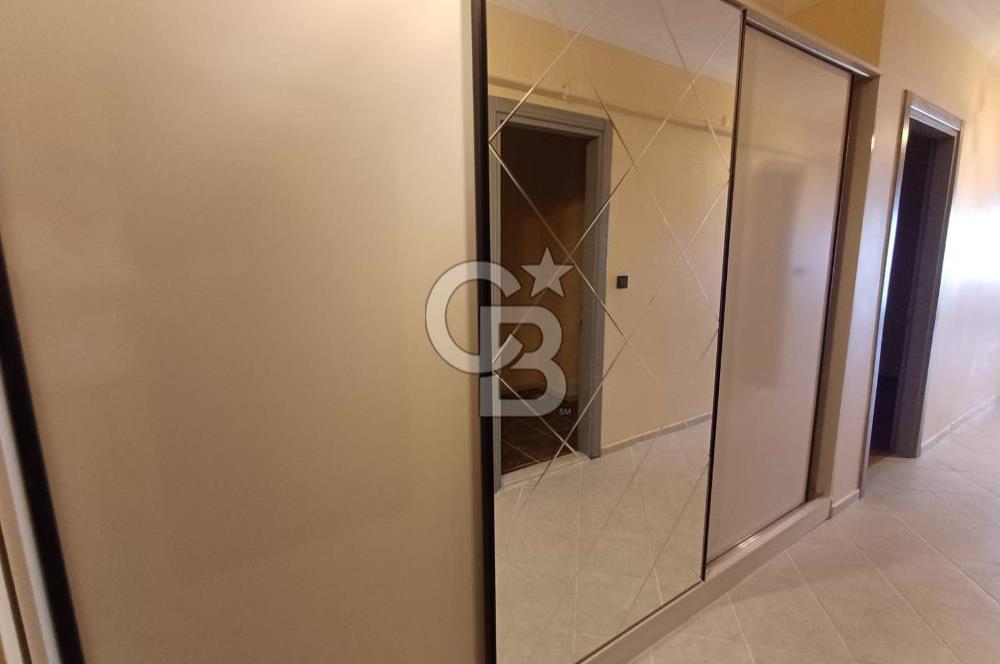 ATATÜRK MAHALLESİNDE; ARAKAT, BALKONLU GENİŞ 3+1 DAİRE (190 M²)