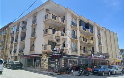 ATATÜRK MAHALLESİNDE; ARAKAT, BALKONLU GENİŞ 3+1 DAİRE (190 M²)