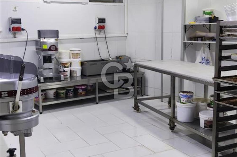 KARTAL TOPSELVİ MAH DEVREN KİRALIK  CAFE @ FIRIN
