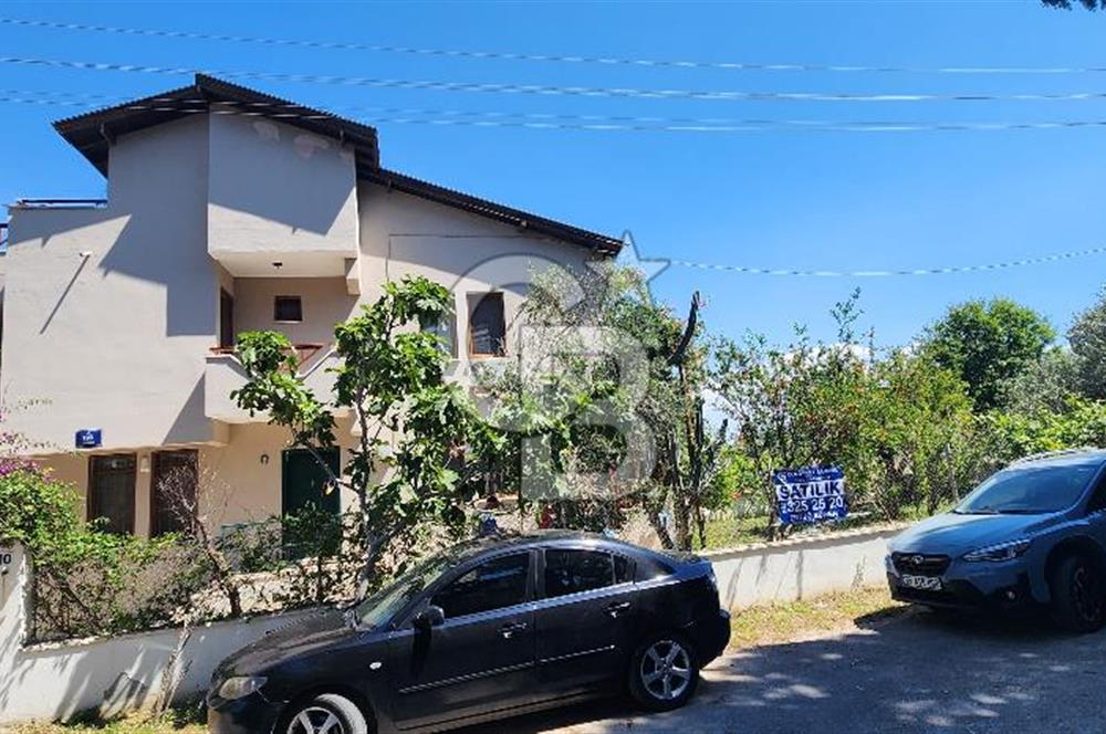 URLA GÜVENDİK MAVİ PLAJDA SATILIK MÜSTAKİL 5+2 TRİPLEKS VİLLA