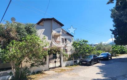 URLA GÜVENDİK MAVİ PLAJDA SATILIK MÜSTAKİL 5+2 TRİPLEKS VİLLA