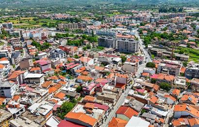 Milas Firuzpaşada Avlulu 2 Katlı Müstakil Ev ve Arsa