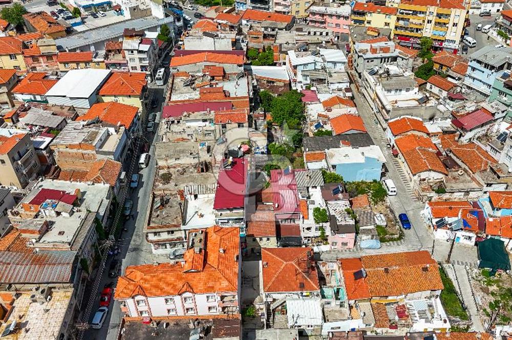 Milas Firuzpaşada Avlulu 2 Katlı Müstakil Ev ve Arsa