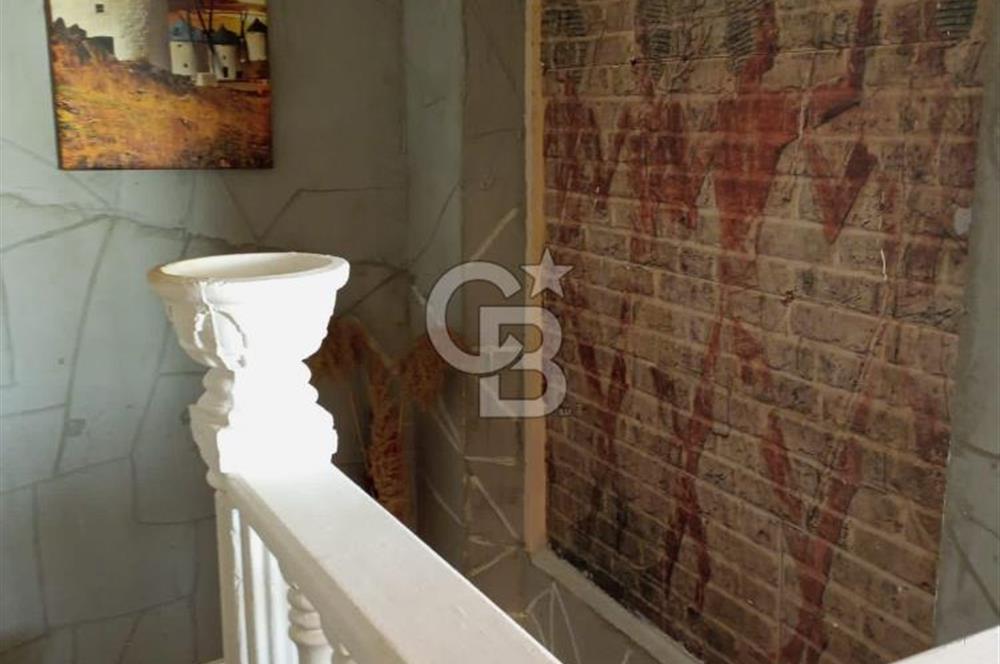 Ayvalık Sarımsaklı Merkezde Satılık Dubleks Daire 