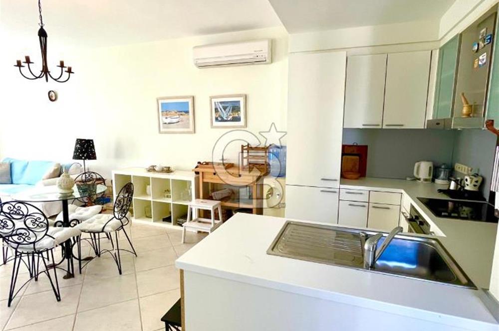 ALAÇATI PORT DENİZ MANZARALI BAHÇELİ KİRALIK DAİRE