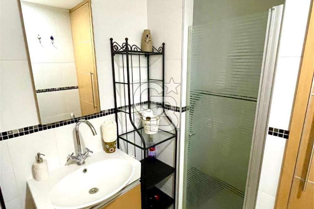 ALAÇATI PORT DENİZ MANZARALI BAHÇELİ KİRALIK DAİRE