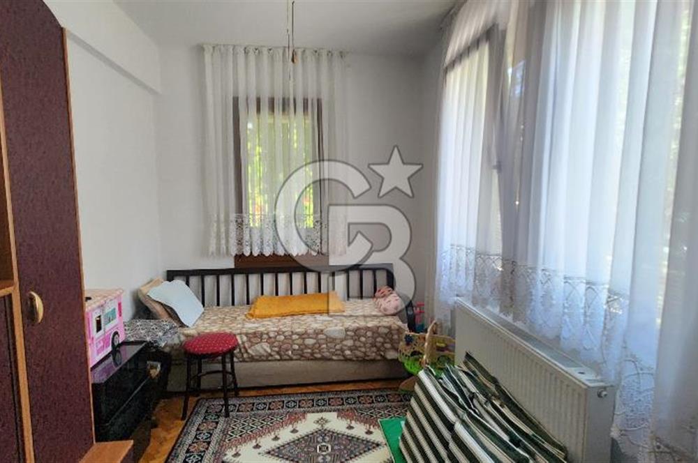 URLA GÜVENDİK MAVİ PLAJDA SATILIK MÜSTAKİL 5+2 TRİPLEKS VİLLA