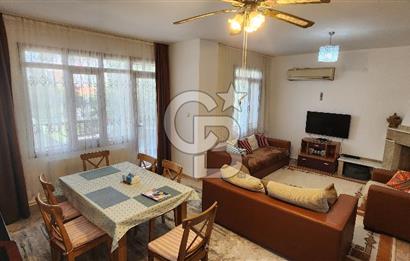 URLA GÜVENDİK MAVİ PLAJDA SATILIK MÜSTAKİL 5+2 TRİPLEKS VİLLA