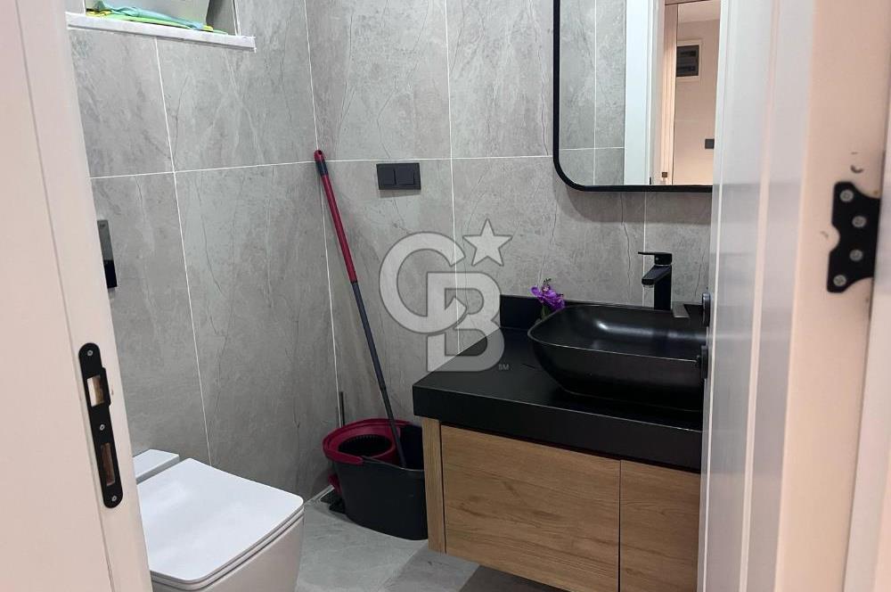 KARTAL YAKACIK COUNTRY DE SATILIK ÖZEL DEKORASYONLU 5+2 VİLLA