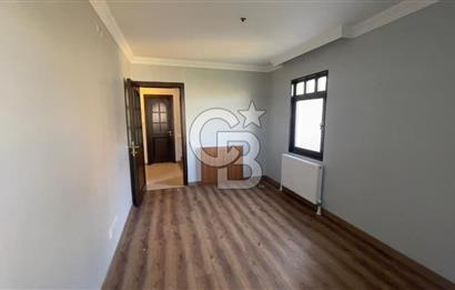 Bahçeşehir Bademde Kiralık Geniş Bahçeli 4+2 Köşe Villa