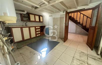 Ayvalık Merkez'de Denize 50 M Mesafede Satılık Tescilli Rum Evi