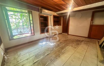 Ayvalık Merkez'de Denize 50 M Mesafede Satılık Tescilli Rum Evi