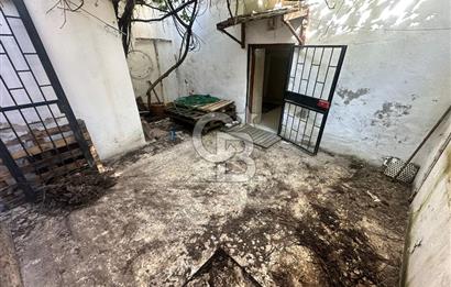 Ayvalık Merkez'de Denize 50 M Mesafede Satılık Tescilli Rum Evi