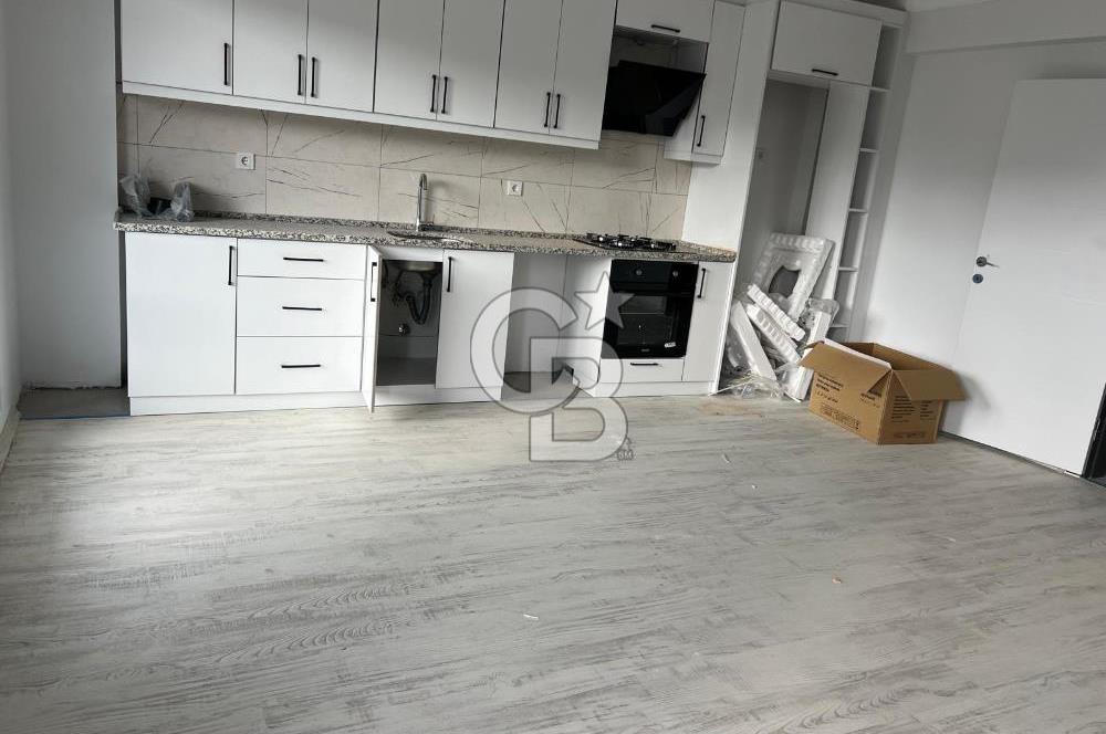 Foça Yenibağarası Havuzlu Sitede 1+1 Kiralık Sıfır Daire