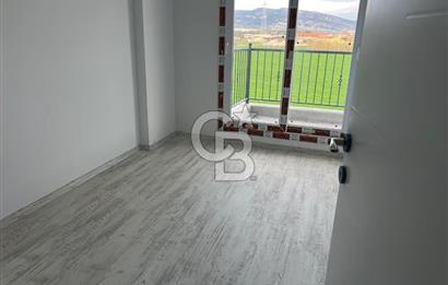 Foça Yenibağarası Havuzlu Sitede 1+1 Kiralık Sıfır Daire