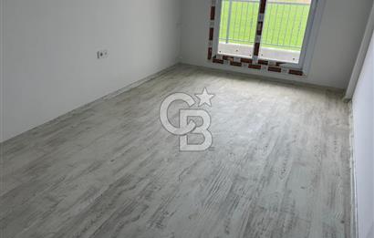 Foça Yenibağarası Havuzlu Sitede 1+1 Kiralık Sıfır Daire
