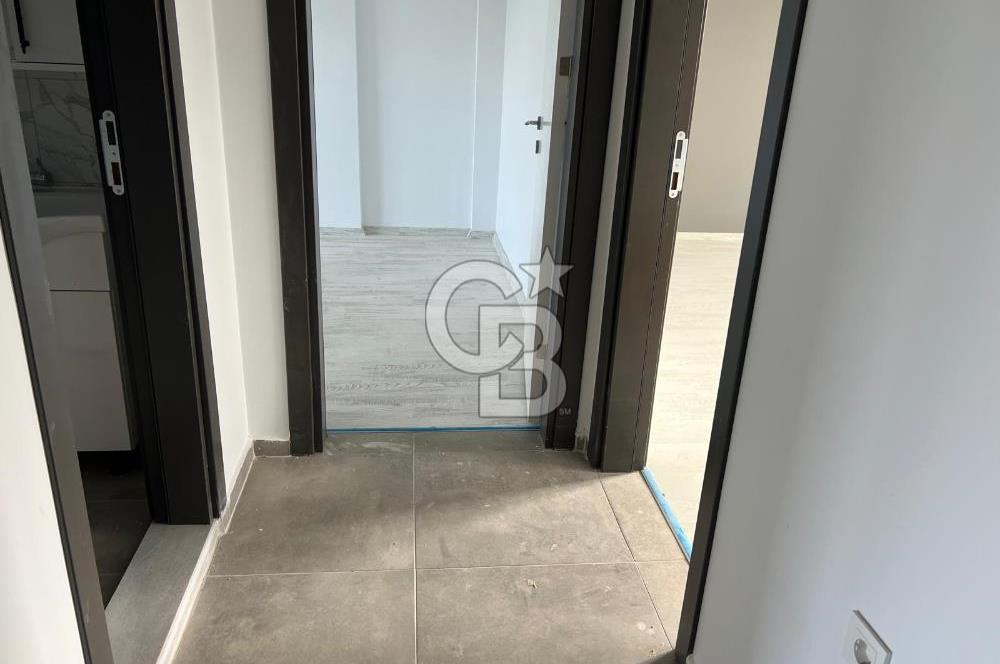 Foça Yenibağarası Havuzlu Sitede 1+1 Kiralık Sıfır Daire