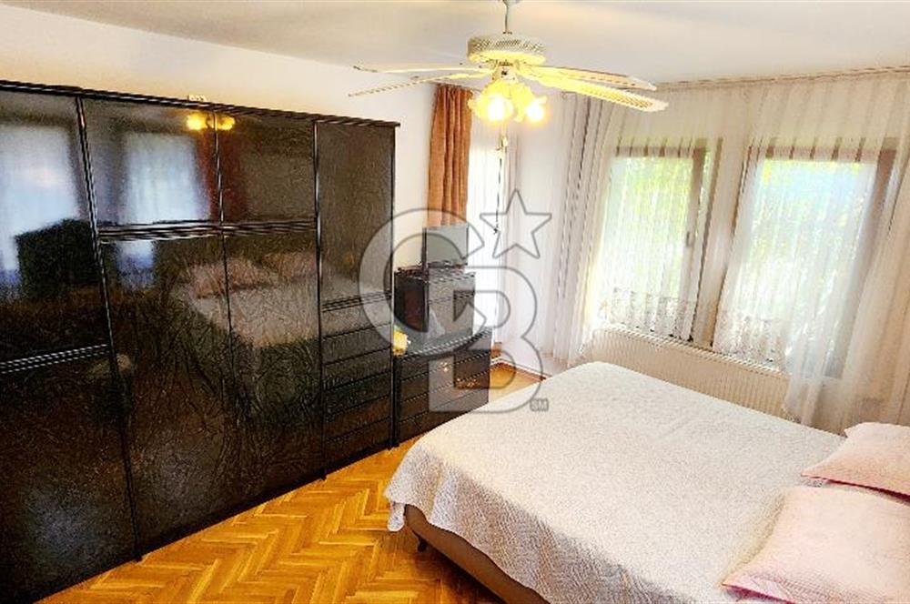 URLA GÜVENDİK MAVİ PLAJDA SATILIK MÜSTAKİL 5+2 TRİPLEKS VİLLA