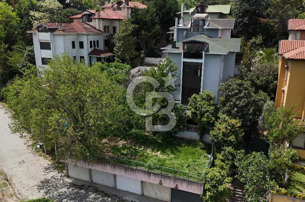 Bahçeşehir Bademde Kiralık Geniş Bahçeli 4+2 Köşe Villa