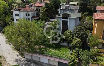Bahçeşehir Bademde Kiralık Geniş Bahçeli 4+2 Köşe Villa