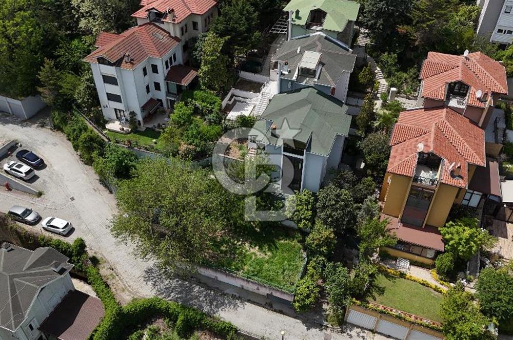 Bahçeşehir Bademde Kiralık Geniş Bahçeli 4+2 Köşe Villa