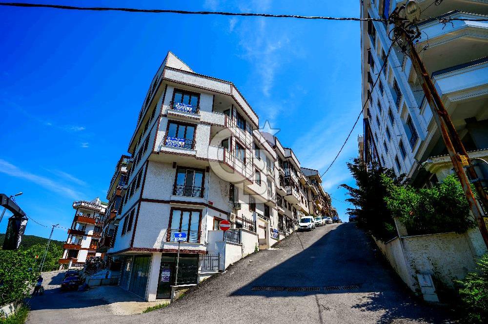 Çekmeköy Merkez Mahallesi Rana Sok.Satılık 6+2 Dubleks Daire
