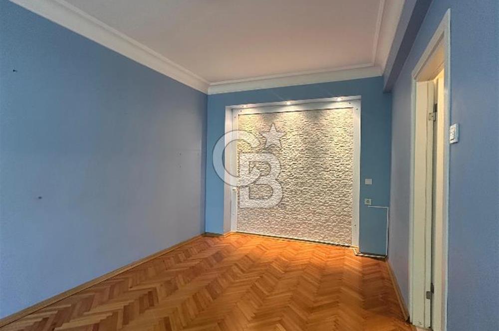 Geniş metrekareli bakımlı merkezde kiralık daire