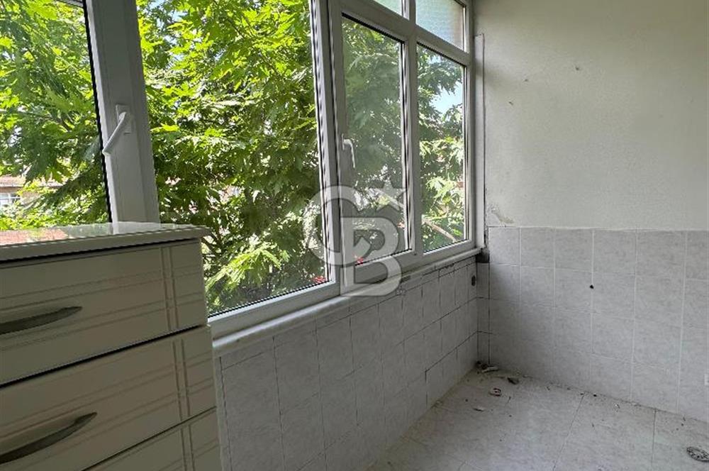 Geniş metrekareli bakımlı merkezde kiralık daire