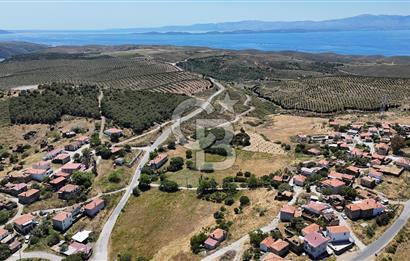 EŞSİZ KONUMDA KÖY İÇİ TARLA – KARABURUN PARLAK MAHALLESİ – 4.079 M